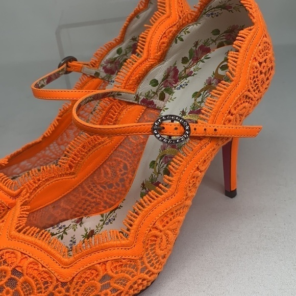 Gucci Sz 37.5 Virginia Orange Lace Mary Jane Pumps Heels - Picture 5 of 15